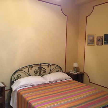 Casa Vacanza Angela Villa Bonassola Exteriör bild